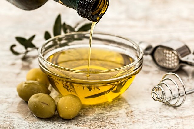 Olivový olej.jpg